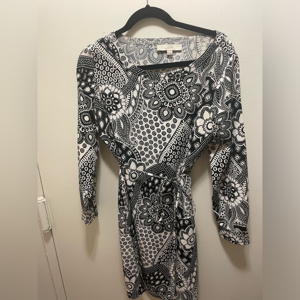 EUC LOFT Paisley Dress Size Medium